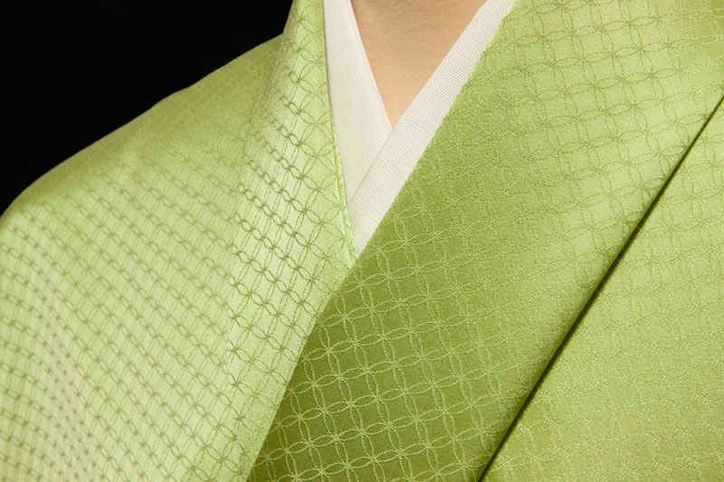 楽天市場】色無地 緞子 七宝文 白土【反物1反・胴裏1枚・共色八掛1枚の