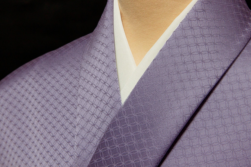 楽天市場】色無地 紋意匠 吉祥松文 灰青紫色【反物1反・胴裏1枚