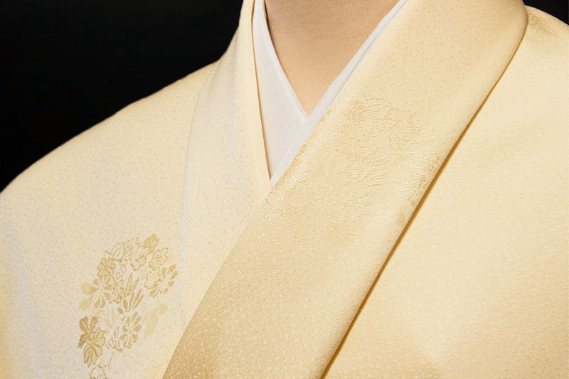 色無地　花の丸文　浅黄色【反物1反・胴裏1枚・共色八掛1枚のセット】着物 色無地 正絹 反物 袷 単衣 地紋 茶道 茶席 学校行事 七五三 礼装用 入学式 卒業式 結婚｜色無地着物専門　みやこさかえ