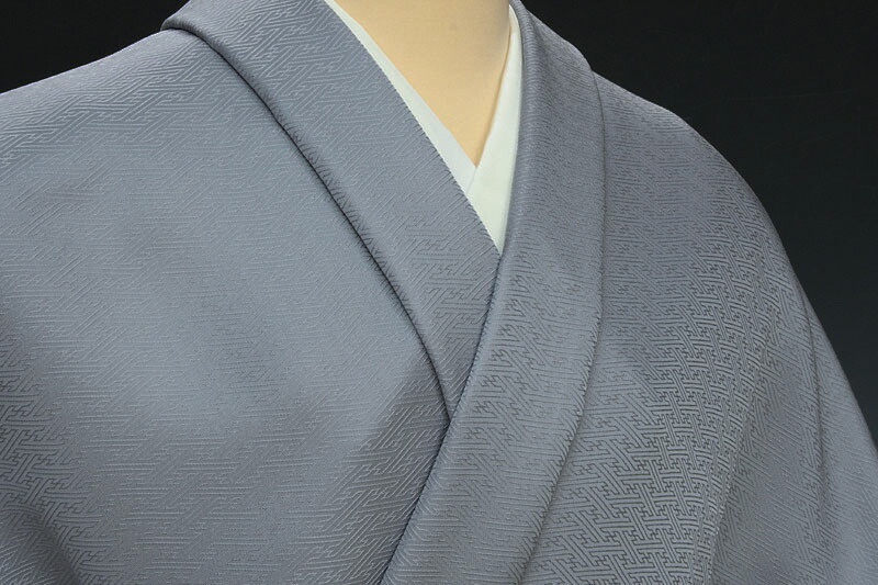 楽天市場】【色無地 紋意匠 菊水文 薄墨色】【反物1反・胴裏1枚