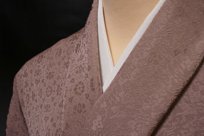 着物反物 薄紫・濃紫・ベージュ 13本セット 楽天市場】【新古品】 道中着 コート 正絹 袷 吉乃一廉 作家物