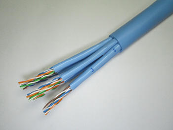 冨士電線 TPCC5IS0.5X24P200m Cat5e 屋内用 LANケーブル (インナーシース) TPCC 5 IS 0.5mm×24P (薄青) 200m