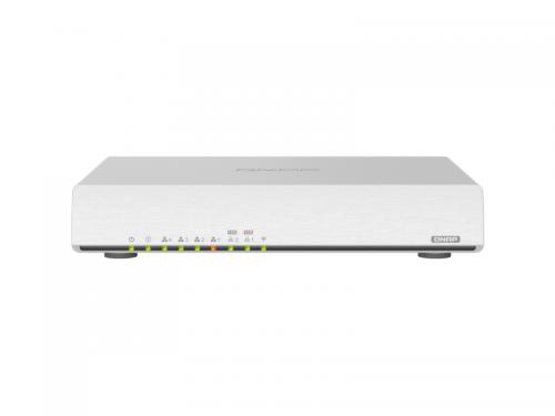QNAP QHORA-301W Wi-Fi 6相応う 2界面 10GbE SD-ワイドエリアネットワークルータ その他-パソコン・周辺機器