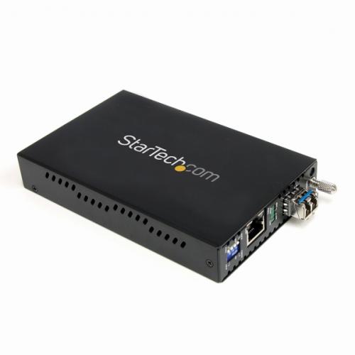 StarTech.com ET1000S40LC2 ギガビットイーサネット相応う光手段変換器1000BASE-T(RJ45)-1000BASE-LX(シングル流行り物/LC)40粁 パソコン・周辺機器-ネットワーク機器-その他