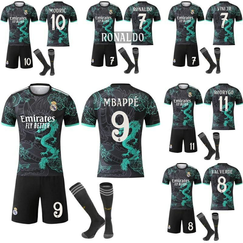 新品正規adidasレアル・マドリード「17」ファン・ニステルローイユニフォーム 06/07レアル・マドリードユニフォームNo.17ファン・ニステルローイ