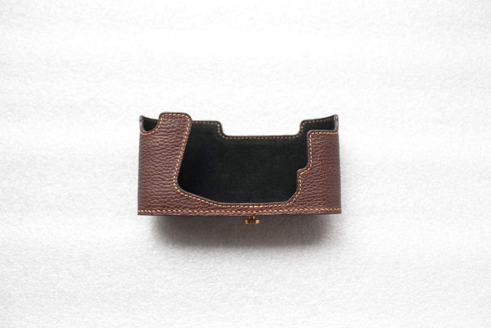 Nikon F3 ボディ　ケース付き 楽天市場】Funper Nikon F3 専用 ブルタイプ 本革 ボディケース 純正