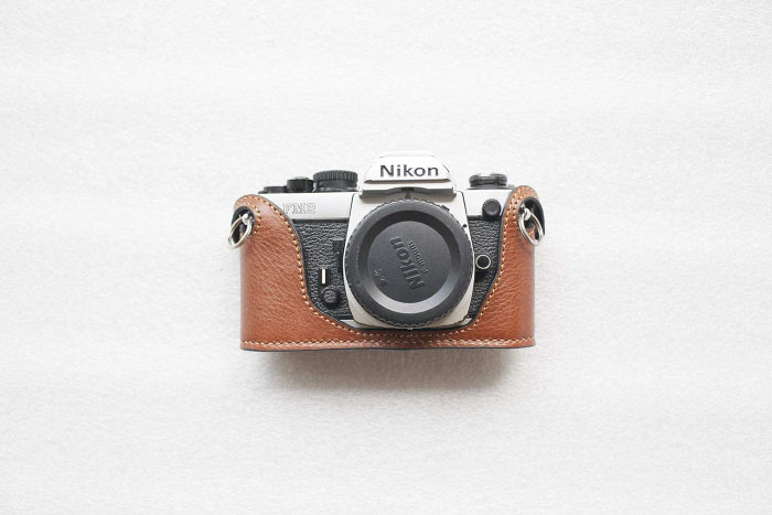 Funper Nikon FM2 専用 ブル手合い 本革 上半身容れもの 純然たるお手てお手伝いさんで 御前上等な本革を召しかかえるしています