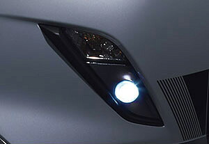 MAZDA【ﾏﾂﾀﾞ】純正用品 CX-3【ｼｰｴｯｸｽｽﾘｰ】LEDフォグランプ（オートライト無車用） カー用品 車用品 部品 ﾊﾟｰﾂ ｱｸｾｻﾘ ｵﾌﾟｼｮﾝ 【宅配便のみ】