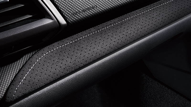 SUBARU【ｽﾊﾞﾙ】FORESTER【ﾌｫﾚｽﾀｰ】 インパネパネル ウルトラスエード SK9 SKE 純正 用品 部品 ﾊﾟｰﾂ ｱｸｾｻﾘ ｵﾌﾟｼｮﾝ 【宅配便 中サイズ】
