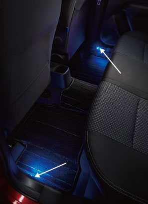 SUZUKI【ｽｽﾞｷ】SWIFT【ｽｲﾌﾄ】フロアイルミネーションZC13S ZC83S ZD83S ZC53S ZD53S 純正 用品 部品 ﾊﾟｰﾂ ｱｸｾｻﾘ ｵﾌﾟｼｮﾝ【宅配便 小サイズ】｜イスコウェブ