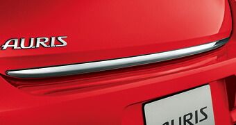 TOYOTA【ﾄﾖﾀ】AURIS【ｵｰﾘｽ】180系後期 リヤトランクガーニッシュ NRE181 NZE181 ZRE186 純正 用品 部品 ﾊﾟｰﾂ ｱｸｾｻﾘ ｵﾌﾟｼｮﾝ PZ49U-E9490-ZB 【宅配便 中サイズ】