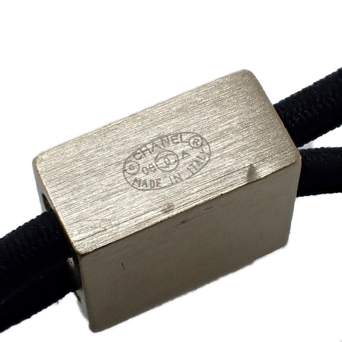 434279-03.jpg
