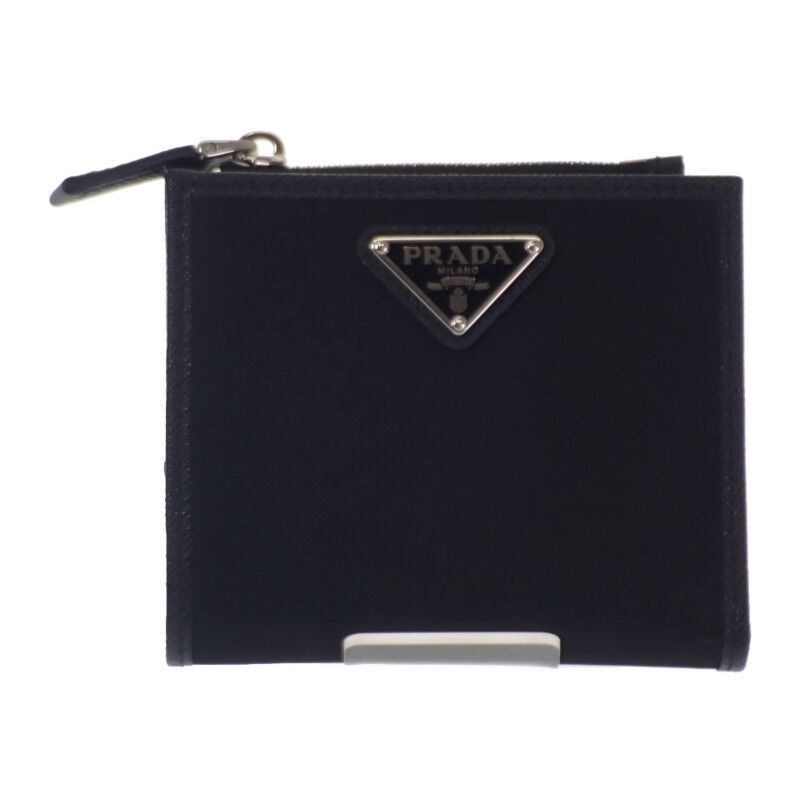 プラダ PRADA Re-Nylon カードケース 2ML049_2DMH_F0002 二つ折り財布 サフィアーノ ブラック 黒 シルバー金具 メンズ レディース ユニセックス【中古】【Aランク】
