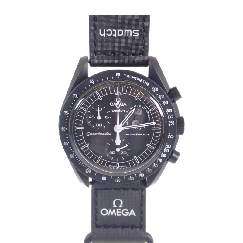 オメガ OMEGA スウォッチ SWATCH スピードマスター ミッション トゥ ザ ムーンフェイズ スヌーピー SO33B700 腕時計 セラミック ナイロン クオーツ ブラック文字盤 メンズ 未使用 希少 人気 ギフト【中古】【Sランク】