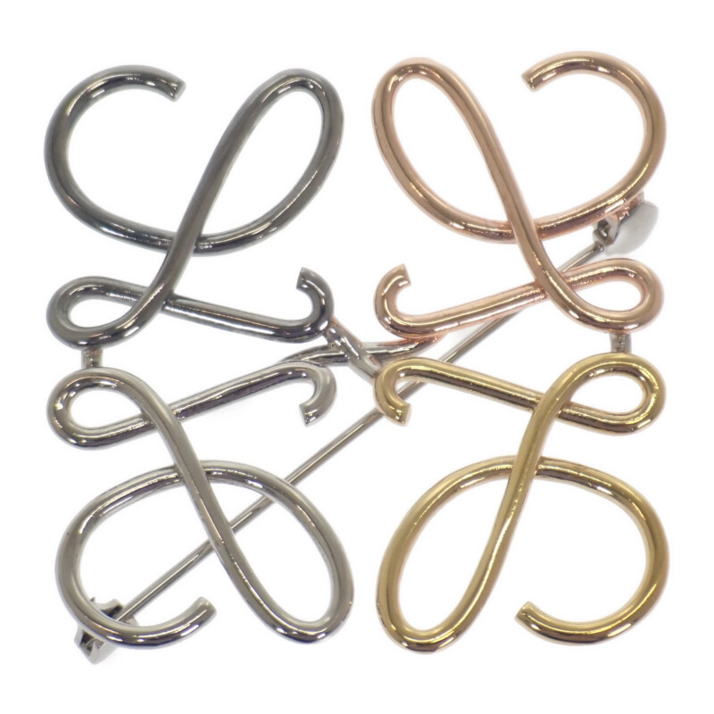 ロエベ LOEWE アナグラム ブローチ J000245X10 メタル マルチカラー ゴールド シルバー 定番 人気 ファッション アクセサリー ギフト おしゃれ シンプル レディース【中古】【ABランク】｜ISEYA ONLINE 店