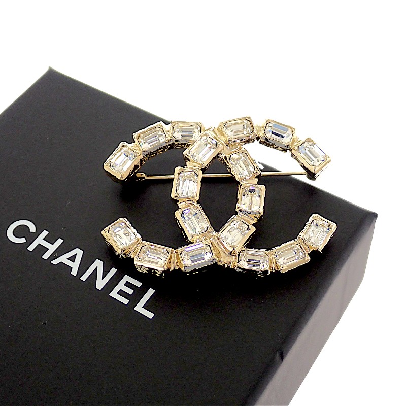 シャネル CHANEL ココマーク ABB978 ブローチ メタル クリスタル ゴールド レディース【中古】【Aランク】｜ISEYA ONLINE 店