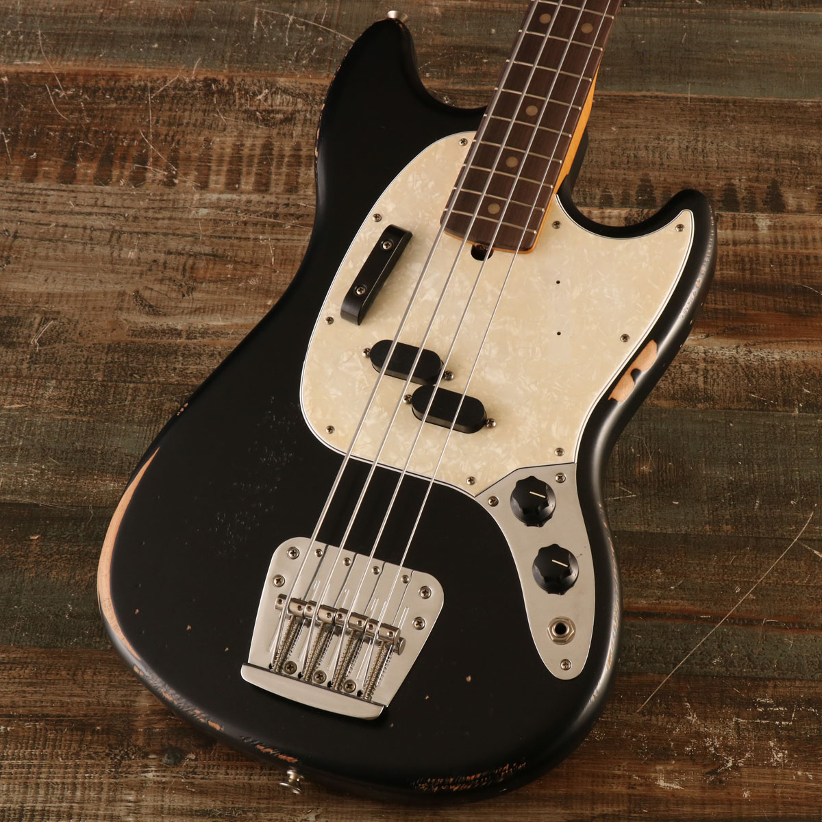 72864円 新登場 72864円 SALE 80%OFF Fender JMJ Road Worn Mustang Bass Black