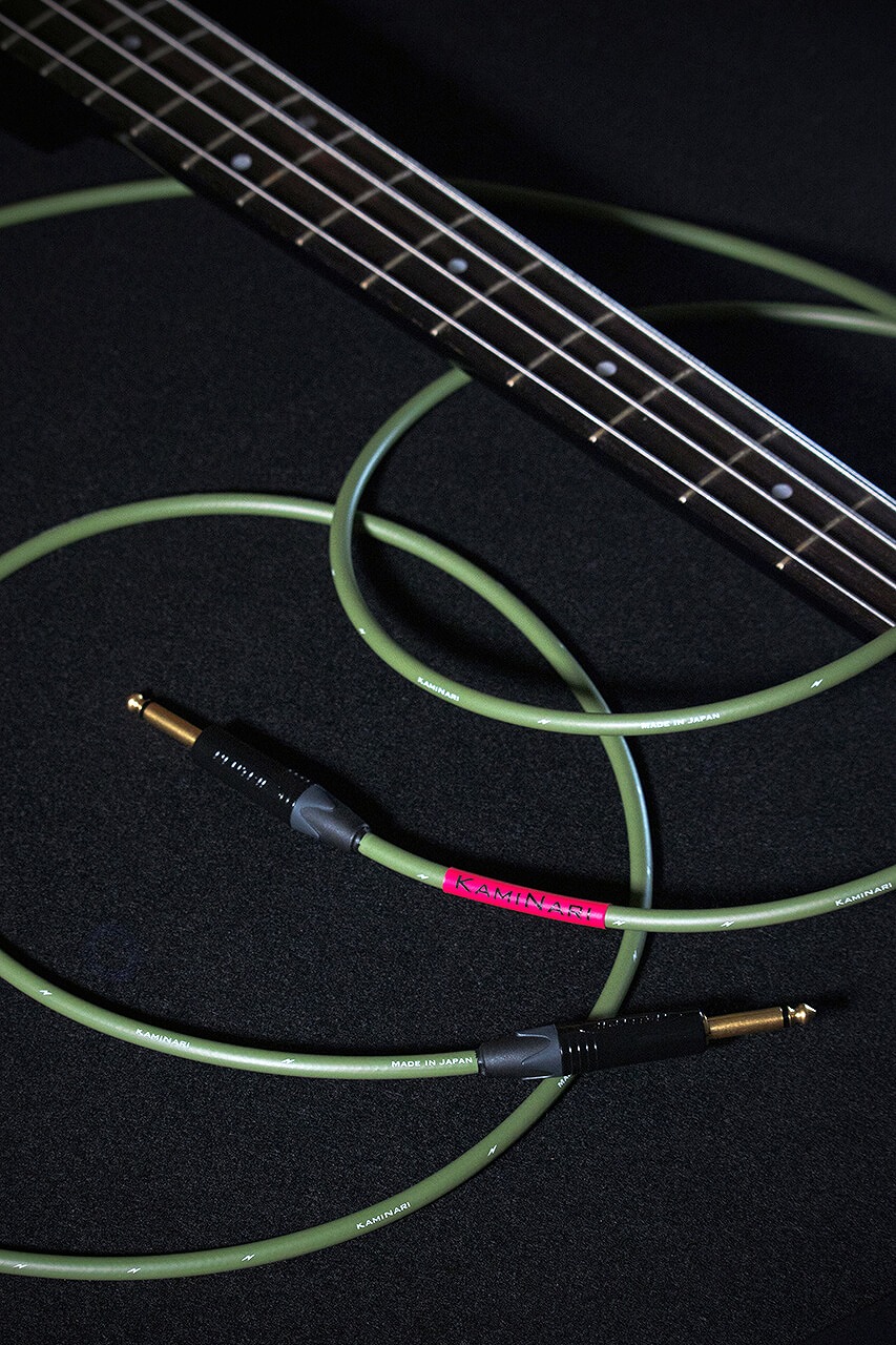 KAMINARI (神鳴) / Electric Bass Cable 2 K-BC2-5SS 5m SS 鶯 -UGUISU- ケーブル カミナリ 【横浜店】