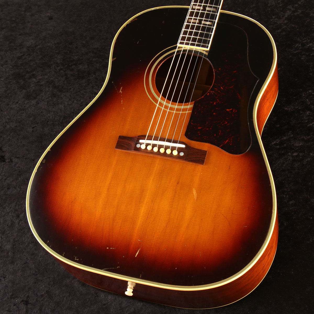 R★S様、専用。Gibson サザンジャンボ、ピックアップ付き、美品です。 Gibson SOUTHERN JUMBO ORIGINAL VS Vintage Sunburst （新品