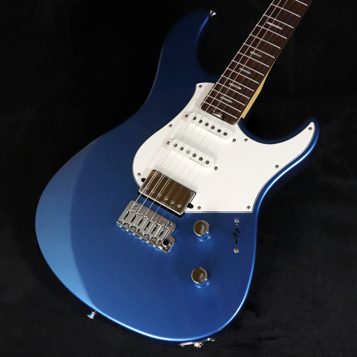 YAMAHA / PACIFICA PROFESSIONAL PACP12SB Sparkle Blue【店頭展示アウトレット】【梅田店】｜イシバシ楽器 17Shops