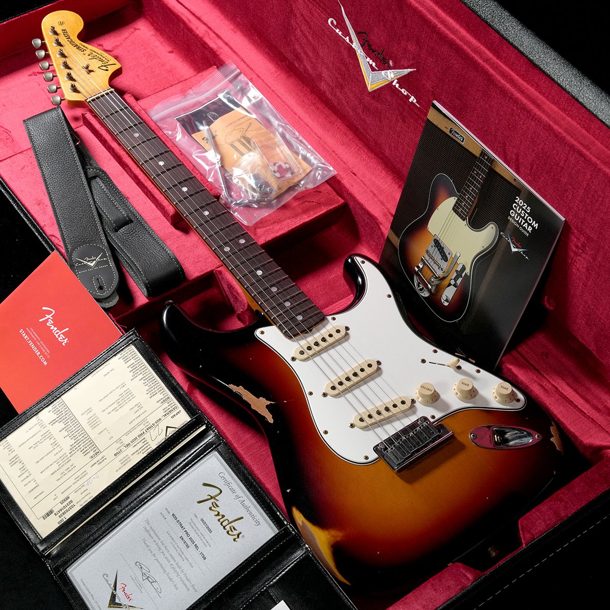 【楽天市場】Fender Custom Shop / Stratocaster Pro 2025 Relic 3 Color Sunburst ...
