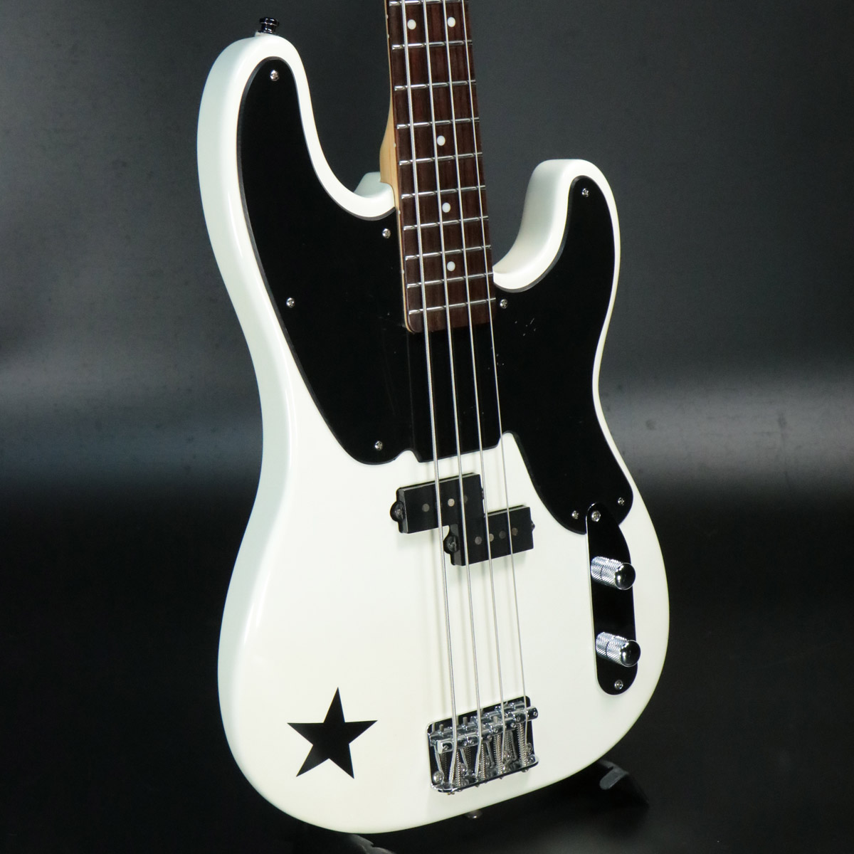 楽天市場】Squier Mike Dirnt Precision Bass Black 新品[スク
