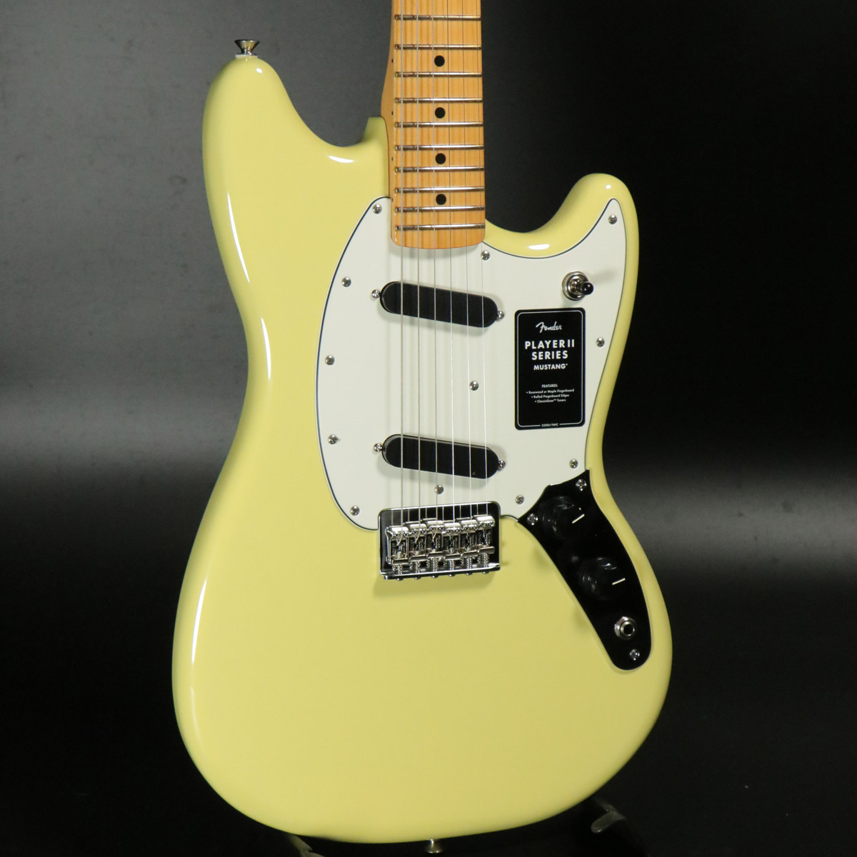 Fender Player Mustang Gold / フェンダー ムスタング Fender Player Mustang®, Pau Ferro Fingerboard, Firemist Gold