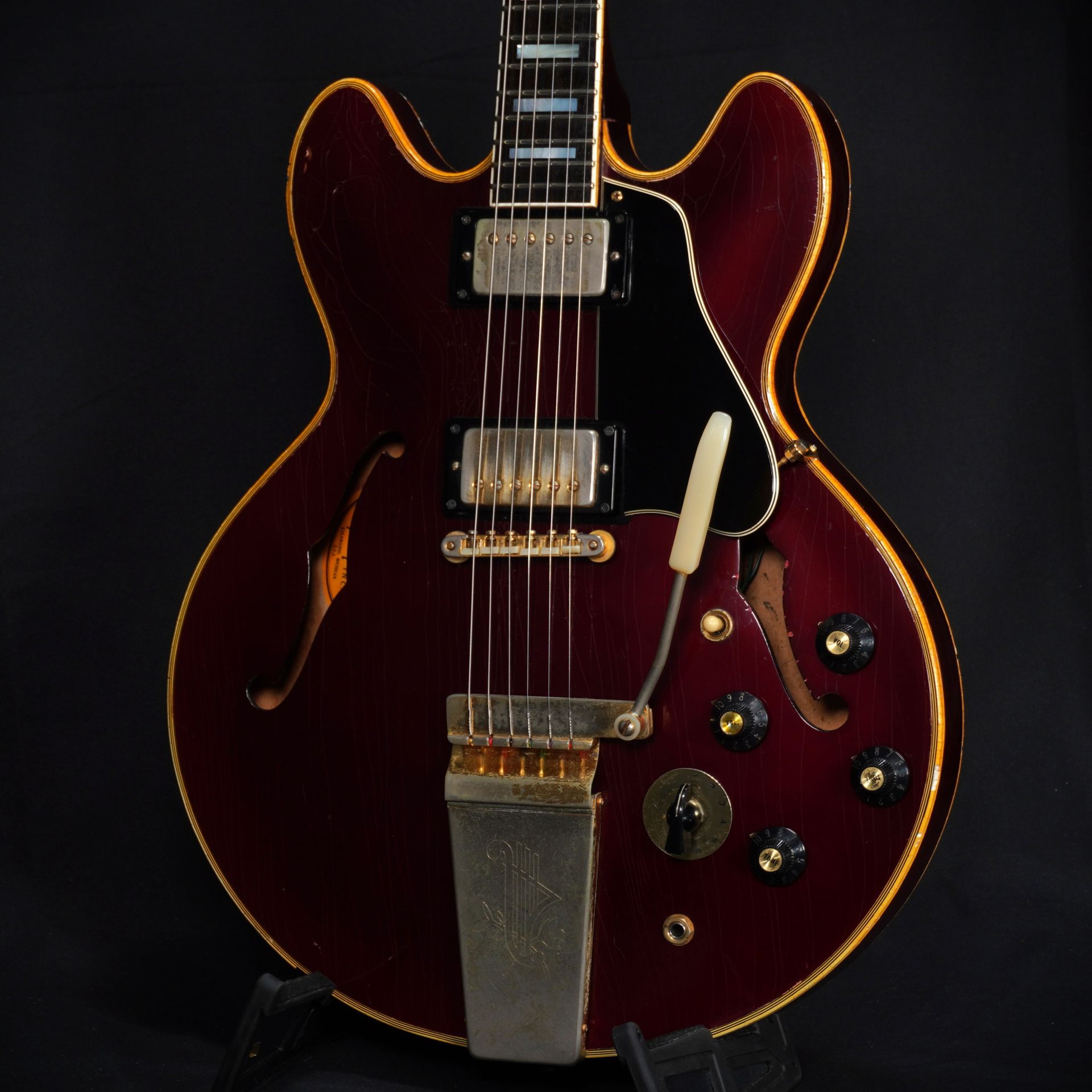 【Vintage】Gibson / 1967年製 ES-355TD-SV w/Maestro Vibrola Sparkling Burgundy【S/N 872739】【御茶ノ水本店FINEST GUITARS】【値下げ】|イシバシ楽器 17Shops
