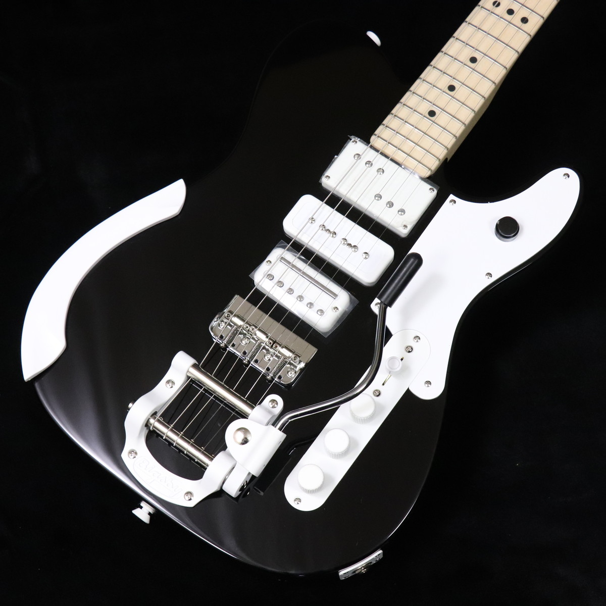 Fender / Jack White Triplecaster Maple Fingerboard Black 【SN JW251202】 【梅田店】