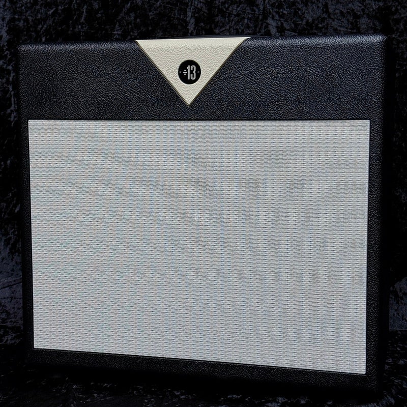 Divided by 13 / 1x12F Open Back Black Bronco with Ivory Bronco(V) 【新宿店】