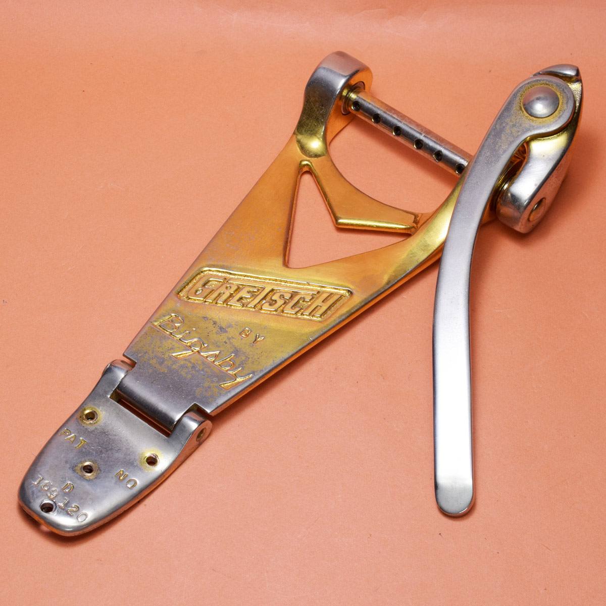 【中古】Gretsch / 1960s Bigsby Gold 【店長厳選中古目玉品】【値下げしました！！】【福岡店】｜イシバシ楽器 17Shops