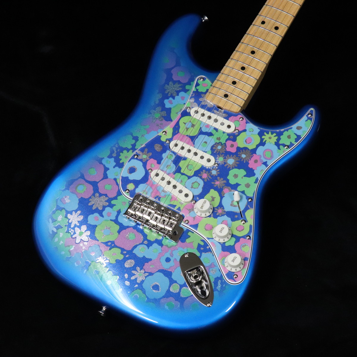 Fender / Made in Japan Limited Stratocaster Maple Fingerboard Blue Flower 【梅田店】【値下げ】｜イシバシ楽器 17Shops