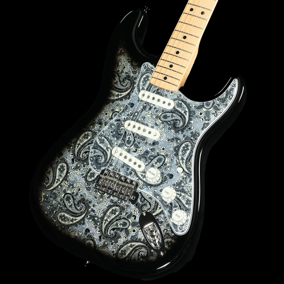Fender / Made in Japan Limited Stratocaster Maple Black Paisley 【S/N：JD25026984】【福岡店】【YRK】
