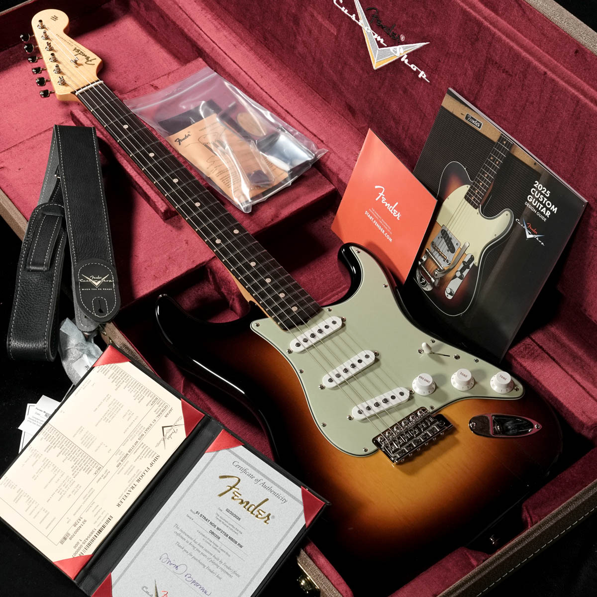 Fender Custom Shop / Master Built 1961 Stratocaster NOS Wide Fade 3 Color Sunburst by David Brown 【渋谷店】|イシバシ楽器 17Shops