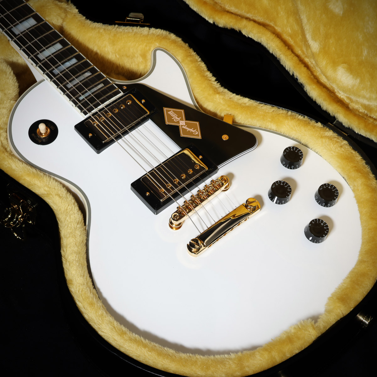 Epiphone / Inspired by Gibson Custom Les Paul Custom Alpine White (重量 4.08kg)【福岡店】 93,170円