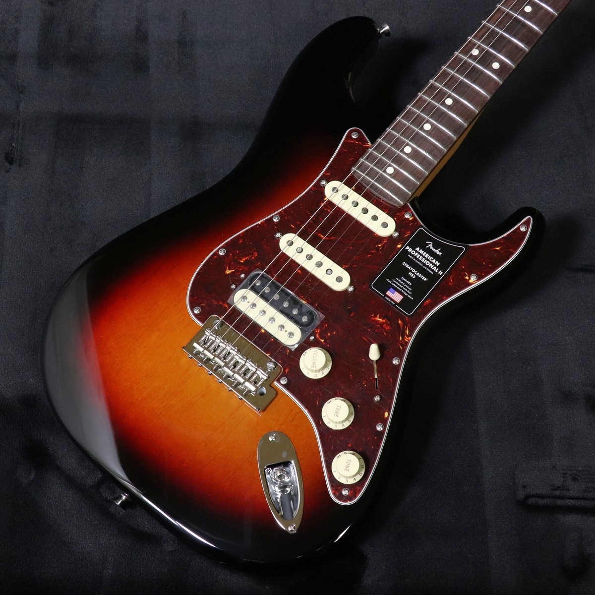 Fender / American Professional II Stratocaster HSS Rosewood Fingerboard 3-Color Sunburst 【梅田店】｜イシバシ楽器 17Shops