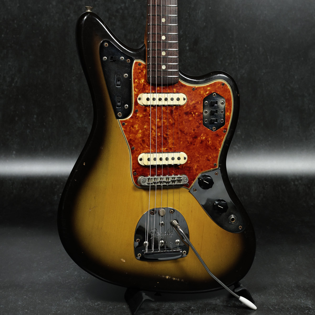 【中古】Fender USA / 1965 Jaguar Sunburst MOD 【名古屋栄店】｜イシバシ楽器 17Shops