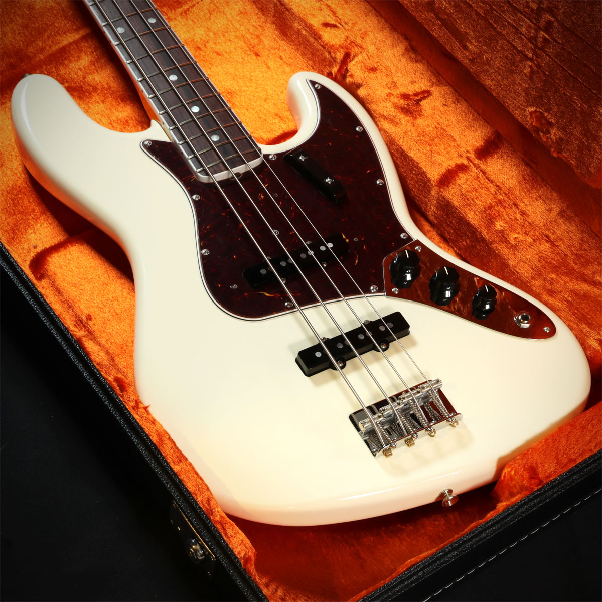 Fender / American Vintage II 1966 Jazz Bass Rosewood Fingerboard Olympic White 【重量：3.96kg】【S/N：V2557266】【福岡店】【YRK】｜イシバシ楽器 17Shops 218,900円