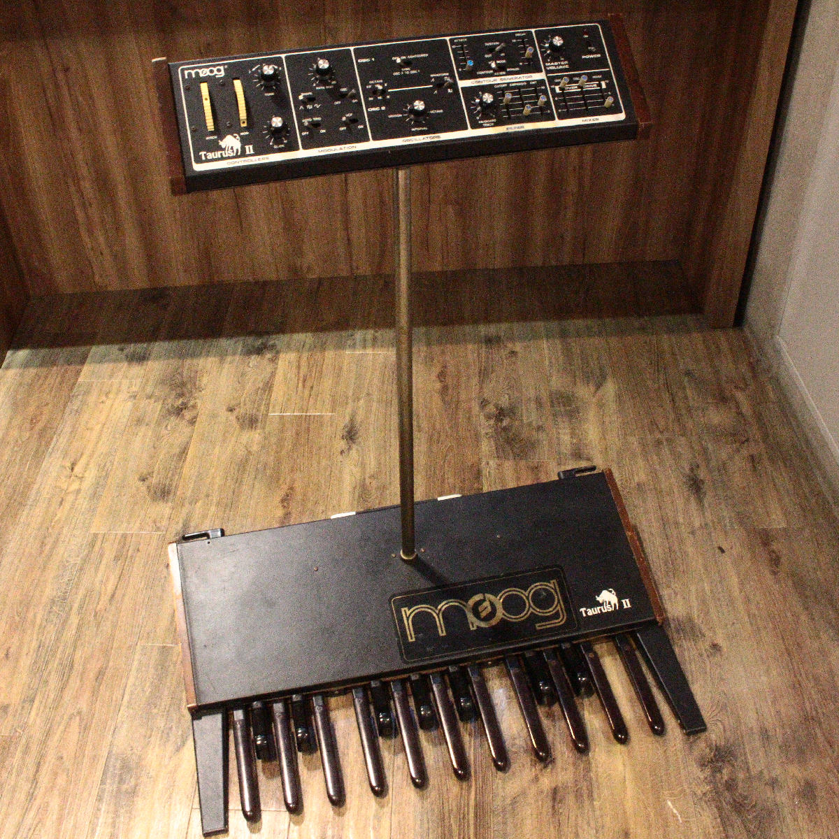【中古】MOOG / TAURUS II 【渋谷店】｜イシバシ楽器 17Shops
