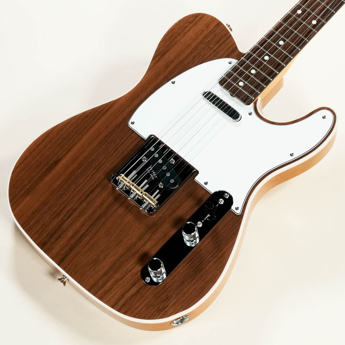 Fender / ISHIBASHI FSR Made in Japan Traditional 60s Custom Telecaster Walnut Top【渋谷店】【YRK】｜イシバシ楽器 17Shops
