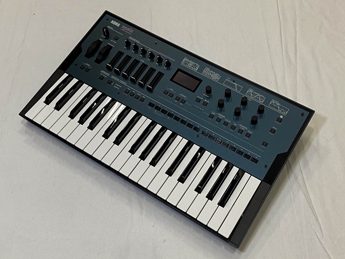 KORG コルグ opsix FMシンセサイザー《ケース SC-LARGE-MSG付 ピアノ