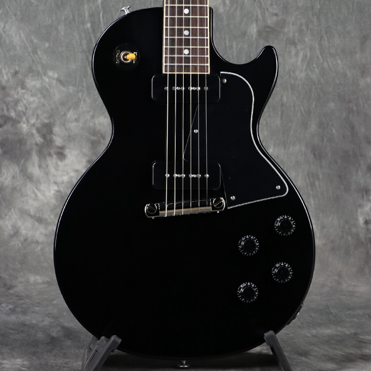 Gibson USA エレキギター レスポール ブラック ギターケース付き Gibson Les Paul ブラック ギターケース付き - メルカリ