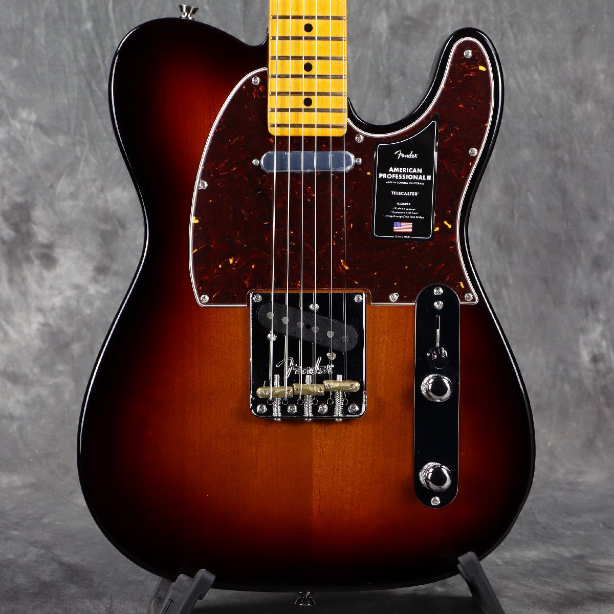 《WEBSHOPクリアランスセール》Fender / American Professional II Telecaster Maple Fingerboard 3-Color Sunburst 【3.64kg】[S/N US24025174]《FENDER最新ストロボチューナープレゼント!》｜イシバシ楽器　ＷＥＢ　ＳＨＯＰ
