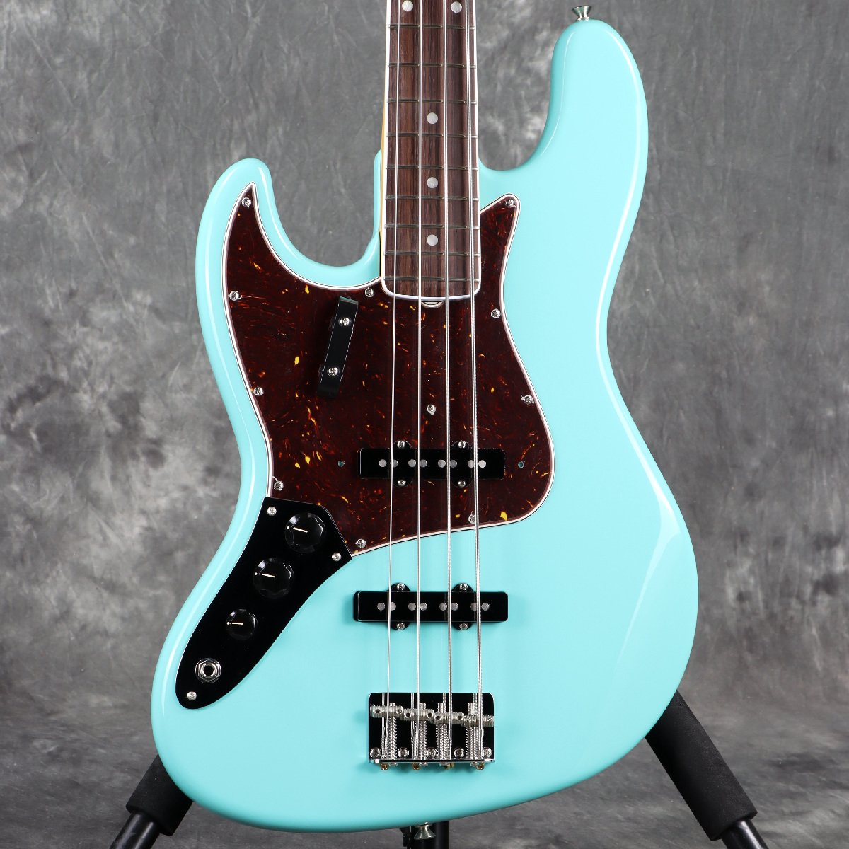 Fender / American Vintage II 1966 Jazz Bass Left-Hand Sea Foam Green[左利き用]【B級アウトレット特価品！】【4.14kg】[S/N V2328182]《FENDER最新ストロボチューナープレゼント!》【PNG】