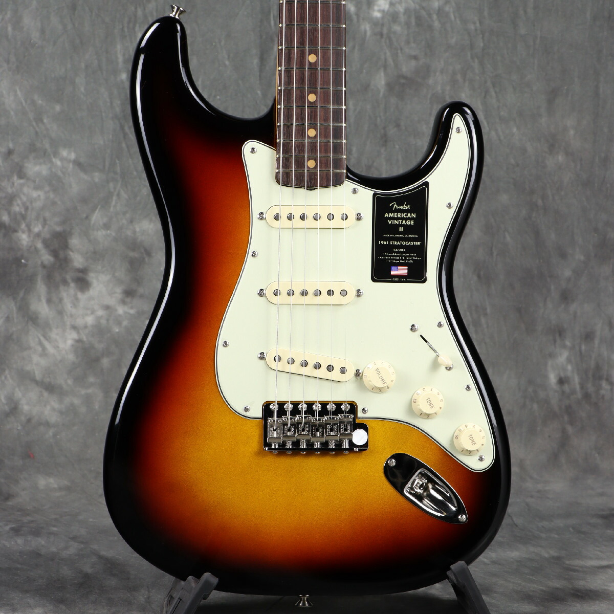 Fender / American Vintage II 1961 Stratocaster Rosewood Fingerboard 3-Color Sunburst フェンダー【3.43kg】[S/N V2557995]《FENDER最新ストロボチューナープレゼント!》【YRK】