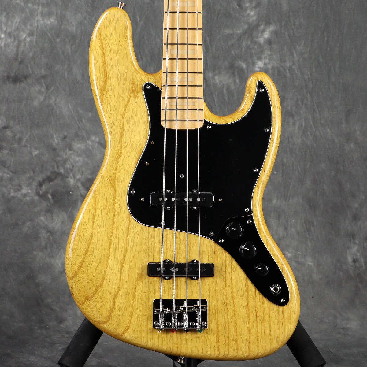 Fender / ISHIBASHI FSR Made in Japan Traditional 70s Jazz Bass Maple Vintage Natural フェンダー【3.89kg】[S/N JD25016839]《FENDER充電式チューナープレゼント!》【YRK】｜イシバシ楽器　ＷＥＢ　ＳＨＯＰ