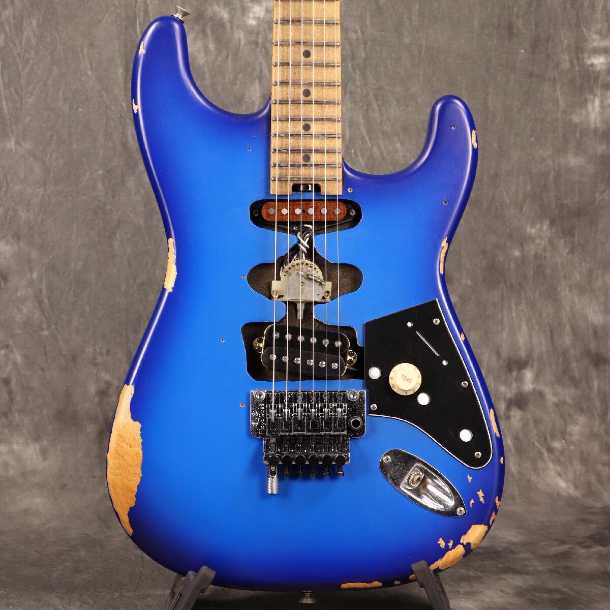 EVH / Limited Edition Frankenstein Relic Series Maple/F Blueburst イーブイエイチ【3.15kg】[S/N EVH2114680][傷あり衝撃アウトレット特価品！]【PNG】｜イシバシ楽器　ＷＥＢ　ＳＨＯＰ
