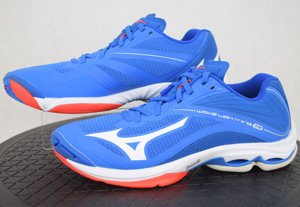 21秋冬 新色 ミズノ Mizuno バレーボールシューズ ウエーブライトニングz6 Wave Lightning Z6 V1ga00 24 ユニセックス 男性用 女性用 男女兼用 2e相当 バレーボール用品 バレー用品 バレーシューズ 部活 Sermus Es