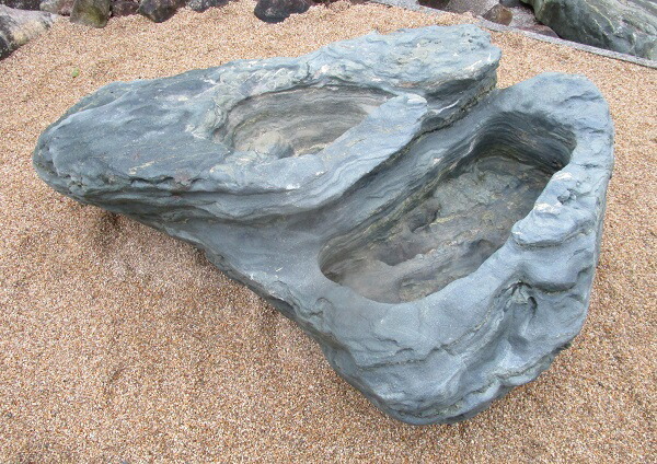 楽天市場】天然石をくり抜いた手水鉢 リバーストーン M 44X39 つくばい