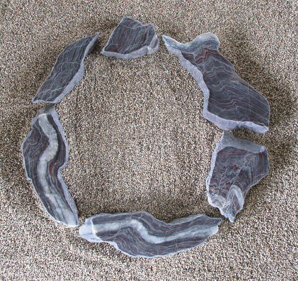 楽天市場】和の王道本鞍馬石飛石15（京都鞍馬山）【庭石】【本鞍馬石